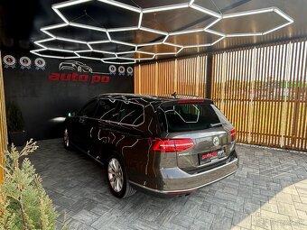 Volkswagen Passat Variant 2.0 TDI Highline 4MOTION DSG - 8