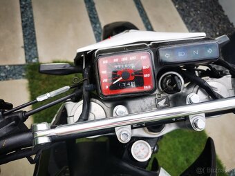 Honda FMX 650 - 8