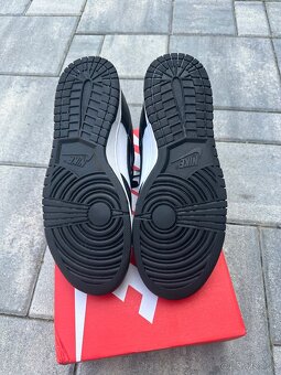 Nike Dunk Low Panda - 8