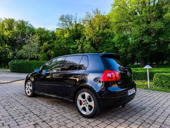 Volkswagen Golf 5 GTI 2.0TFSI 147kw čierna metalíza - 8