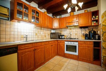 6i dom, 260 m2, pivnica, garáž, záhrada Mosonmagyaróvár - 8