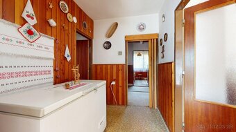 5-IZB. DOM - KRÁĽOVA LEHOTA - 8