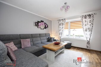 Na predaj kompletne zrekonštruovaný rodinný dom so záhradou  - 8