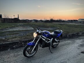 Suzuki SV 650 - 8