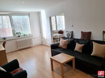 Na predaj veľký 2 izbový byt s výmerou 62 m2 v úplno… - 8