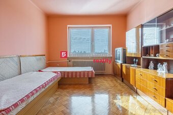 VÝRAZNE ZNÍŽENÁ CENA Rodinný dom v obci Topoľníky (okres - 8