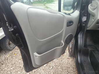 Renault Trafic 2.5 automat - 8