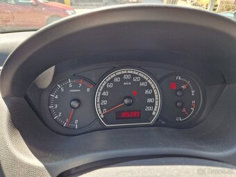 Suzuki Swift 1.3 GC ABS - 8