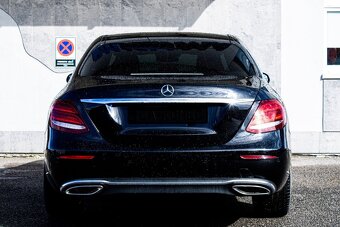 Mercedes-Benz E trieda Sedan 400 4MATIC A/T - 8