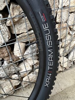 nove Komplet kolesa 29 bontrager line comp 30mm - 8