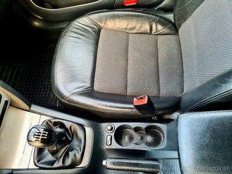 Škoda Octavia II FACELIFT 2,0TDI CR 103KW ELEGANCE TOP STAV - 8