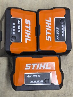 Stihl baterie AK 30 S original zaruka dva roky - 8