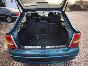 Opel Astra G na náhradné diely - 8