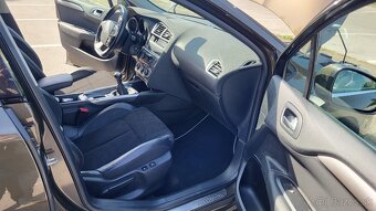 Citroën C4 1.6 VTi 115k Exclusive - 8