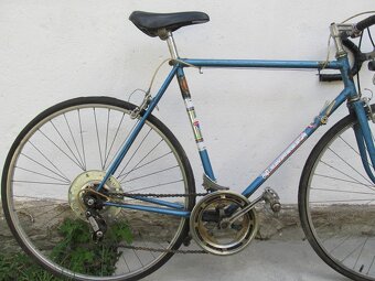 Predám starý bicykel Favorit. č.1 - 8