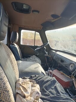 Predám UAZ 452-prerobený na valník s vyklápacou korbou - 8