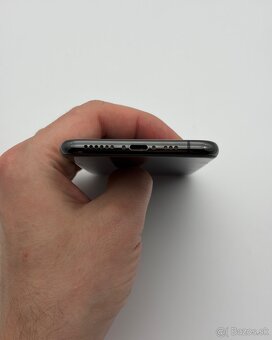 Apple iPhone XS Space Gray 256GB - 8
