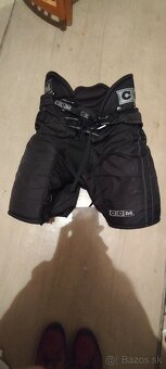 Hokejová výstroj - 8