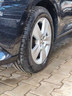 Škoda Fabia 3 combi MPI 2017 - 8