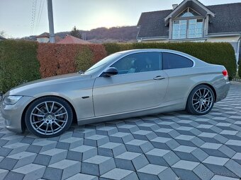 BMW 325i, E92,2008,185000km - 8