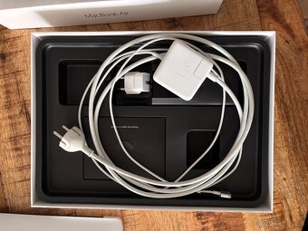 Macbook Air 13 - 8