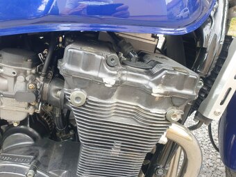 Suzuki GSX 750 - 8