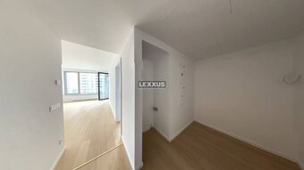 | nový 2-izb. byt, balkón, šatník, garáž, výhľad, SKY PARK - 8