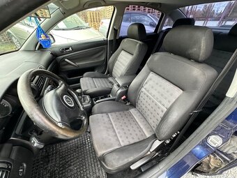 Volkswagen Passat 2.0 Highline - 8