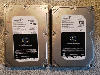 Predám NAS/DAS server Thecus N2200+ - 8