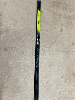 Hokejka warrior Alpha DX - 8