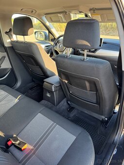 BMW X1 - 8
