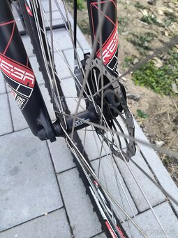 CUBE LTD 18" - 8