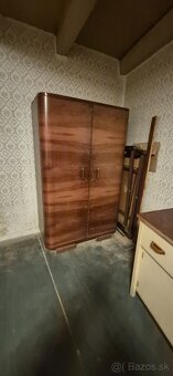 Starožitný nabytok - 8