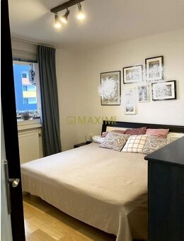 Ponúkame na predaj 3-izbový byt s loggiou a pivnicou – 92 m² - 8