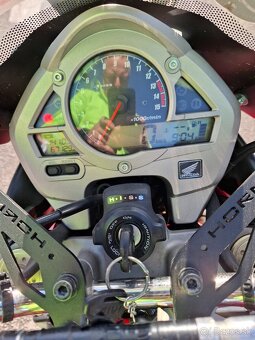 Honda cb 600f hornet - 8