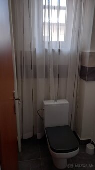 Apartmán 3.izb.zariadený v RD - 8