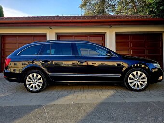 ŠKODA SUPERB COMBI II 2.0 TDI 125KW DSG F1 ELEGANCE - 8