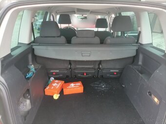 Rozpredám na ND Volkswagen Touran 2.0 benzín CNG - 8