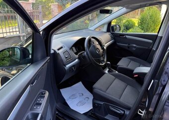 Volkswagen Sharan 1,4 TSi/ 110 Kw 7míst serviska benzín - 8