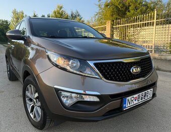 Kia Sportage 1.7 CRDI - 8