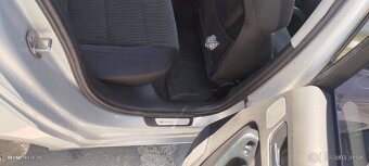 Audi a4 b8 - 8
