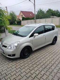 Predám Toyota Corolla Verso - 8