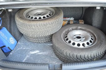 VOLKSWAGEN JETTA 1,6TDI 77kW 83586km SLOVENSKÉ - 8