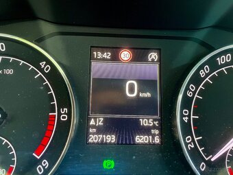 Predám Superb 3. 2.0tdi 110kw - 8