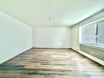 Rodinný dom s krásnym pozemkom v obci Kubáňovo - 8