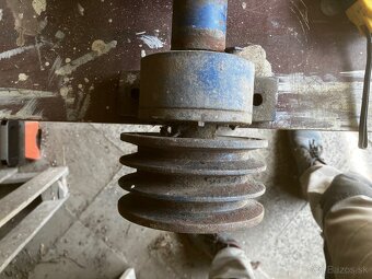 Remenica/ hriadeľ na cirkulár - 8