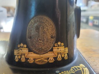 Predám šijací stroj Singer - 8