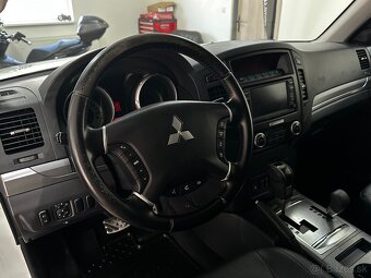 Mitsubishi Pajero 3.2DI-D LWB Instyle A/T - 8