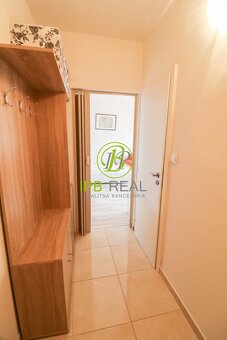 VEĽKÁ LOGGIA Krásny 1-izb. byt KOMPLETNE ZARIADENÝ na Landa - 8