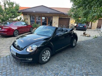 VW Beetle cabrio 2013 121tisíc km 1,2 tsi 77kw - 8